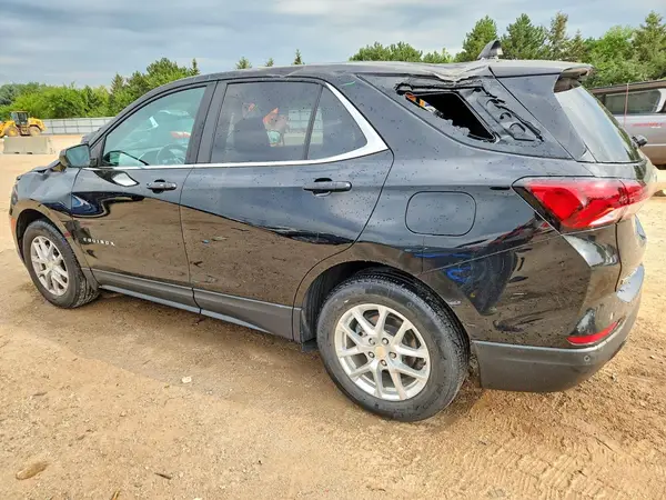 3GNAXKEV6NL120760 2022 CHEVROLET EQUINOX - Image 2