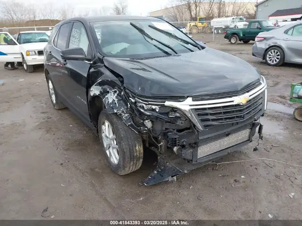 3GNAXKEV6NL135873 2022 CHEVROLET EQUINOX - Image 1