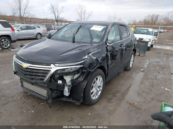 3GNAXKEV6NL135873 2022 CHEVROLET EQUINOX - Image 2