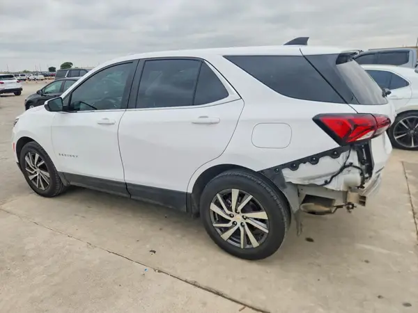 3GNAXKEV6NL170011 2022 CHEVROLET EQUINOX - Image 2