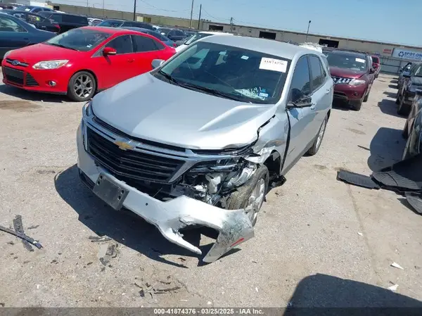 3GNAXKEV6NL205162 2022 CHEVROLET EQUINOX - Image 2