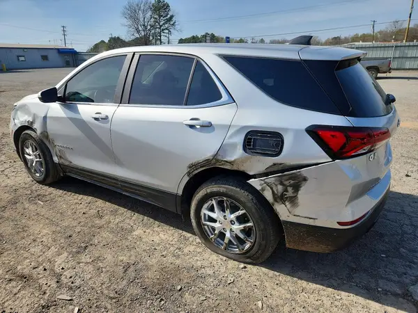 3GNAXKEV6NL235889 2022 CHEVROLET EQUINOX - Image 2