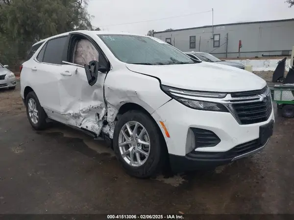 3GNAXKEV6NL235925 2022 CHEVROLET EQUINOX - Image 1