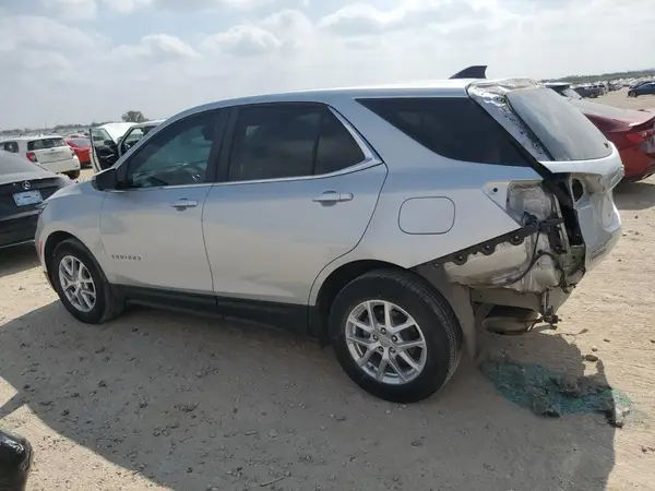 3GNAXKEV6NL257777 2022 CHEVROLET EQUINOX - Image 2