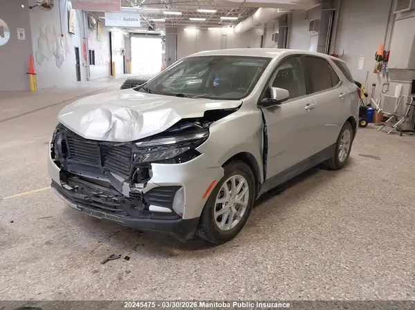 3GNAXKEV6NL268231 2022 CHEVROLET EQUINOX - Image 2