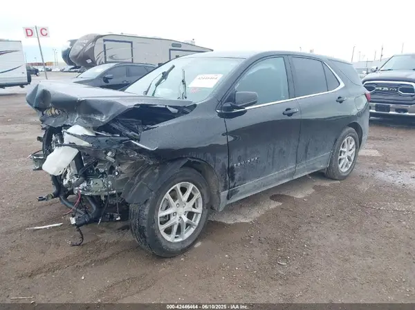 3GNAXKEV6NL287295 2022 CHEVROLET EQUINOX - Image 2