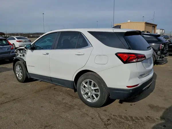 3GNAXKEV6NL301079 2022 CHEVROLET EQUINOX - Image 2