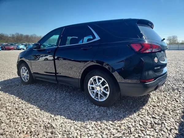 3GNAXKEV6NL310378 2022 CHEVROLET EQUINOX - Image 2