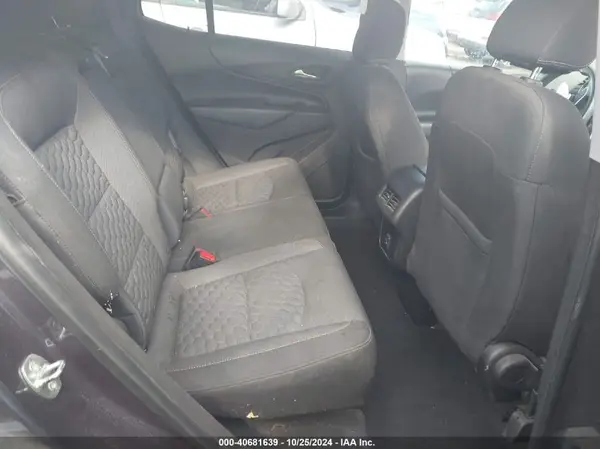 3GNAXKEV7KL249473 2019 CHEVROLET EQUINOX - Image 8