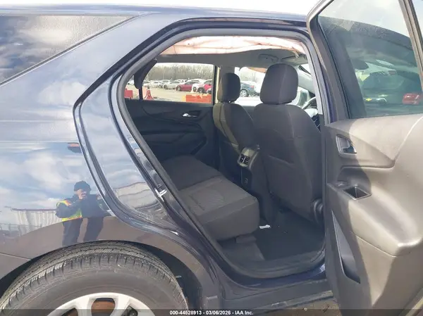 3GNAXKEV7KS513328 2019 CHEVROLET EQUINOX - Image 8