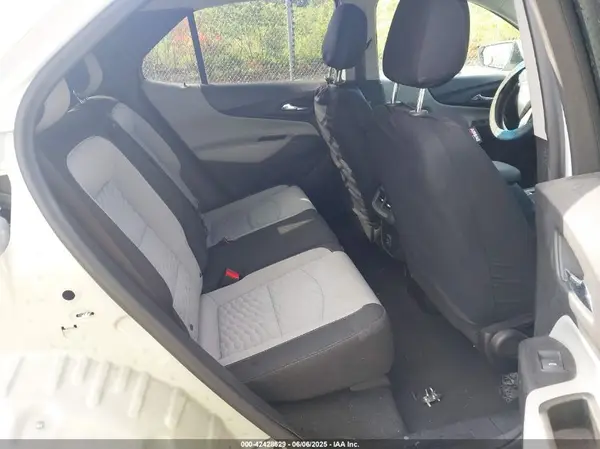 3GNAXKEV7KS521476 2019 CHEVROLET EQUINOX - Image 8
