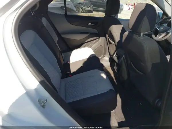 3GNAXKEV7KS535782 2019 CHEVROLET EQUINOX - Image 8