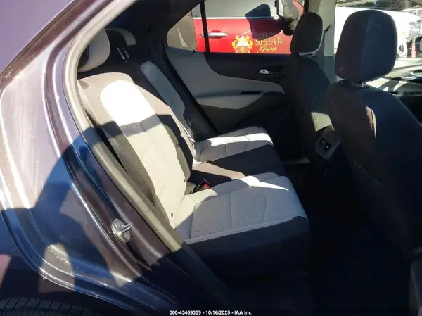 3GNAXKEV7KS545843 2019 CHEVROLET EQUINOX - Image 8