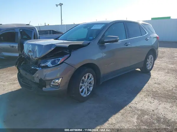 3GNAXKEV7KS586439 2019 CHEVROLET EQUINOX - Image 2