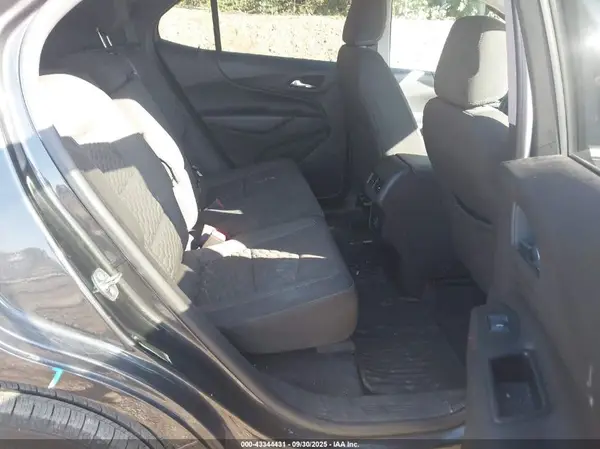 3GNAXKEV7KS589244 2019 CHEVROLET EQUINOX - Image 8