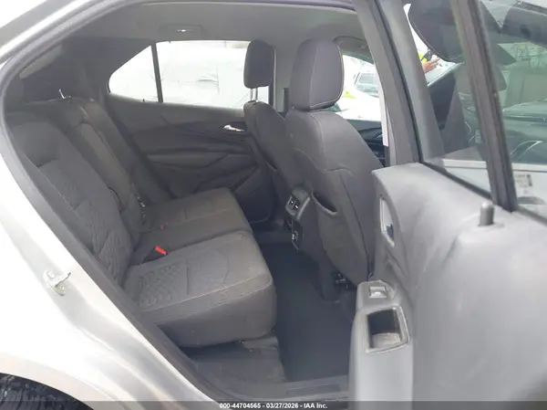 3GNAXKEV7KS620511 2019 CHEVROLET EQUINOX - Image 8