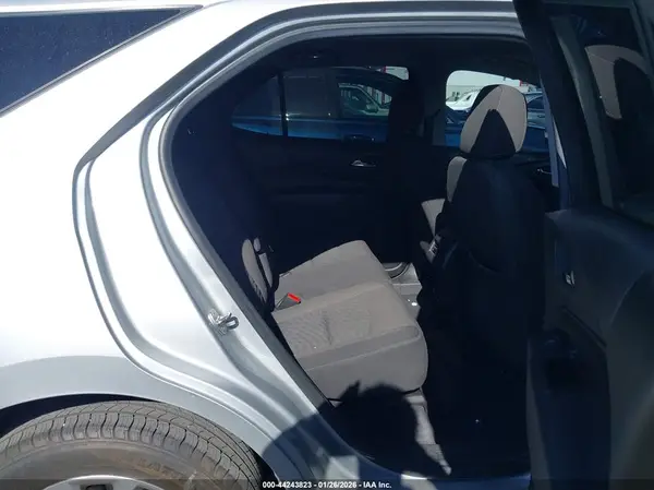 3GNAXKEV7KS624638 2019 CHEVROLET EQUINOX - Image 8