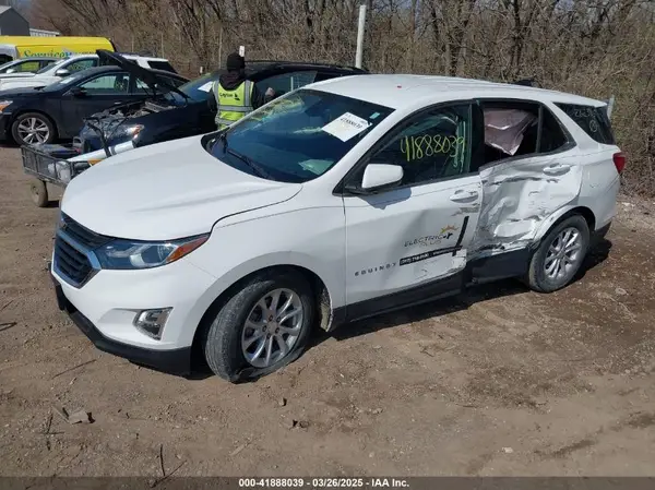 3GNAXKEV7LL262385 2020 CHEVROLET EQUINOX - Image 2