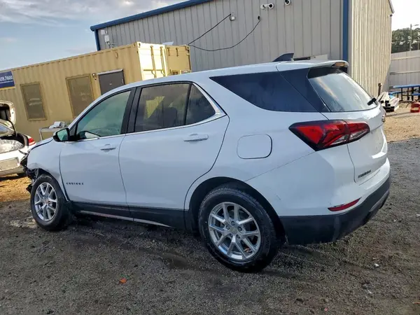 3GNAXKEV7NL175413 2022 CHEVROLET EQUINOX - Image 2