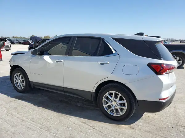 3GNAXKEV7NL204487 2022 CHEVROLET EQUINOX - Image 2