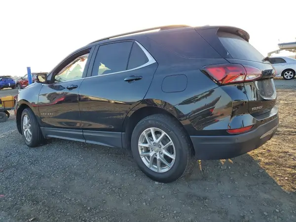 3GNAXKEV7NL217028 2022 CHEVROLET EQUINOX - Image 2