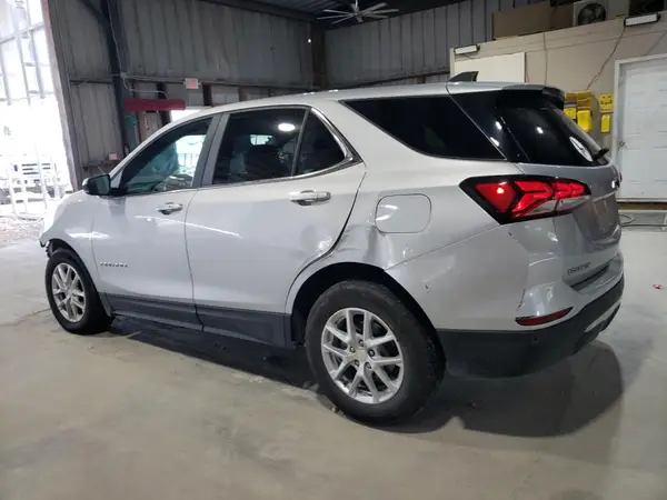 3GNAXKEV7NL252183 2022 CHEVROLET EQUINOX - Image 2