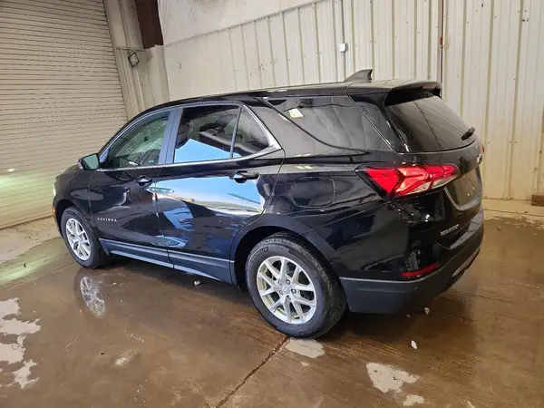 3GNAXKEV7NL279772 2022 CHEVROLET EQUINOX - Image 2