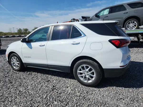 3GNAXKEV7NS105996 2022 CHEVROLET EQUINOX - Image 2