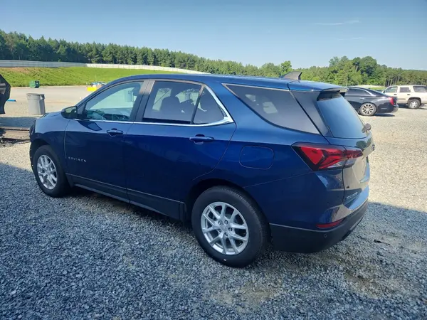 3GNAXKEV7NS211879 2022 CHEVROLET EQUINOX - Image 2