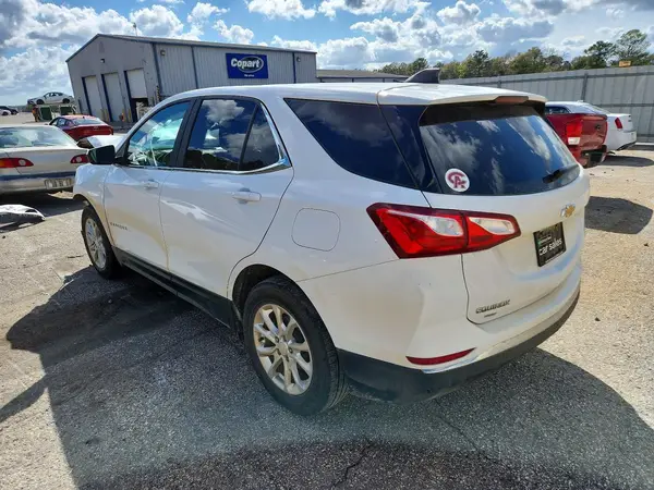3GNAXKEV8MS128637 2021 CHEVROLET EQUINOX - Image 2