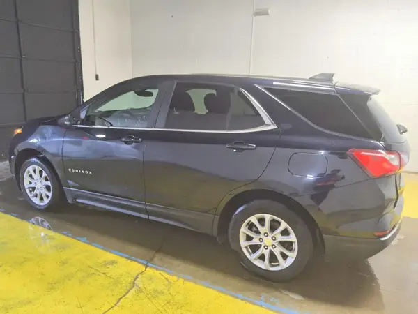 3GNAXKEV8MS139976 2021 CHEVROLET EQUINOX - Image 2