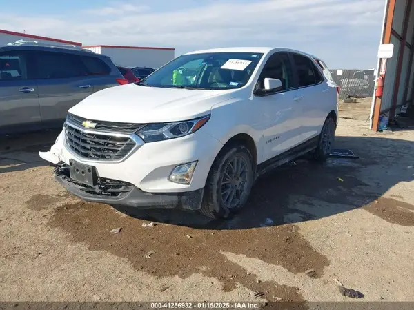 3GNAXKEV8MS152582 2021 CHEVROLET EQUINOX - Image 2