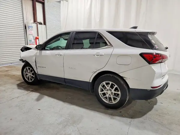 3GNAXKEV8NL100865 2022 CHEVROLET EQUINOX - Image 2