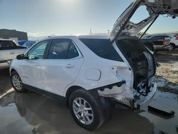 3GNAXKEV8NL107718 2022 CHEVROLET EQUINOX - Image 2