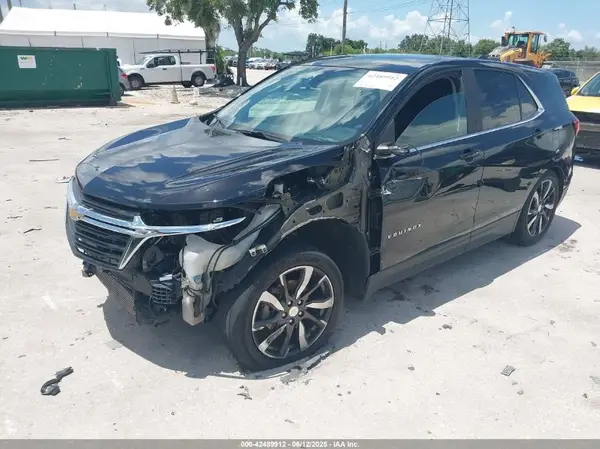 3GNAXKEV8NL210704 2022 CHEVROLET EQUINOX - Image 2