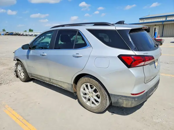 3GNAXKEV8NL243203 2022 CHEVROLET EQUINOX - Image 2