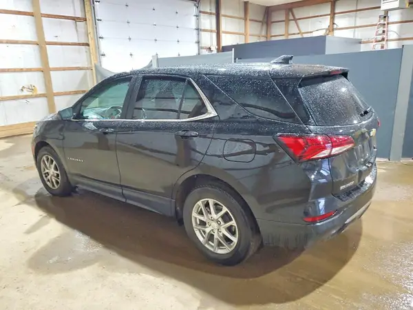 3GNAXKEV8NL247218 2022 CHEVROLET EQUINOX - Image 2