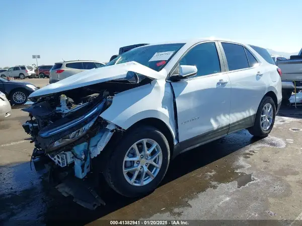 3GNAXKEV8NL267551 2022 CHEVROLET EQUINOX - Image 2