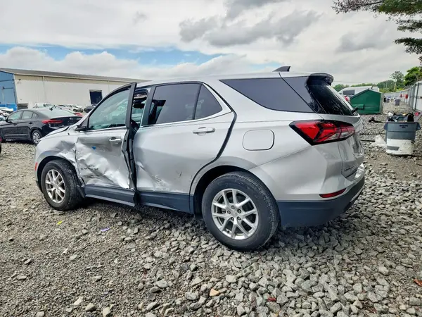 3GNAXKEV8NL269946 2022 CHEVROLET EQUINOX - Image 2