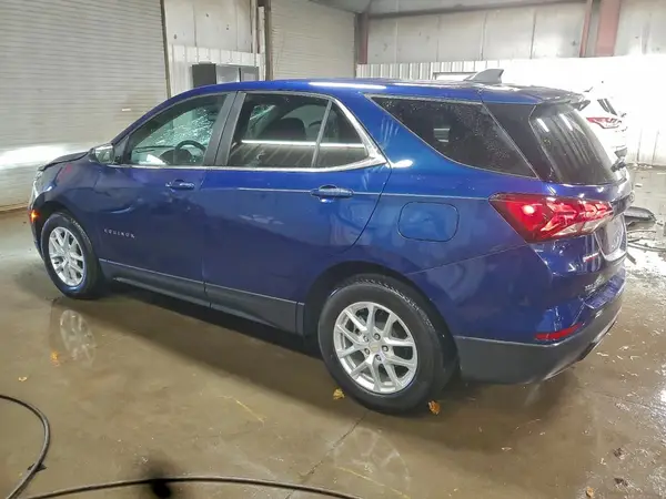 3GNAXKEV8NL277075 2022 CHEVROLET EQUINOX - Image 2