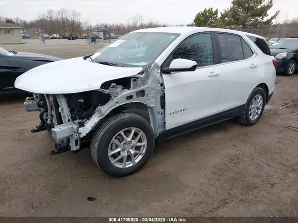 3GNAXKEV8NS102945 2022 CHEVROLET EQUINOX - Image 2