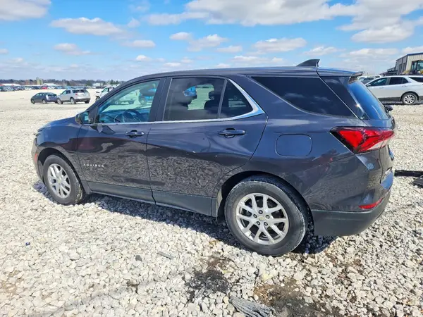 3GNAXKEV8NS227668 2022 CHEVROLET EQUINOX - Image 2