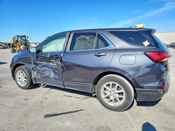 3GNAXKEV8NS244423 2022 CHEVROLET EQUINOX - Image 2