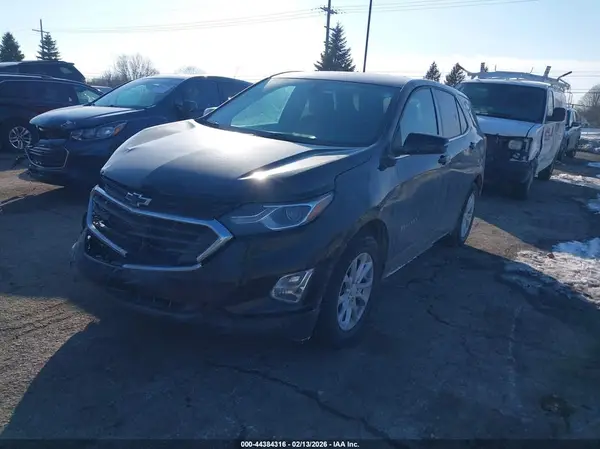 3GNAXKEV9KL239057 2019 CHEVROLET EQUINOX - Image 2