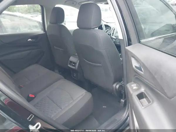 3GNAXKEV9KL275945 2019 CHEVROLET EQUINOX - Image 8