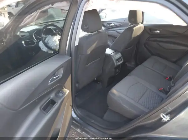 3GNAXKEV9KL300584 2019 CHEVROLET EQUINOX - Image 8