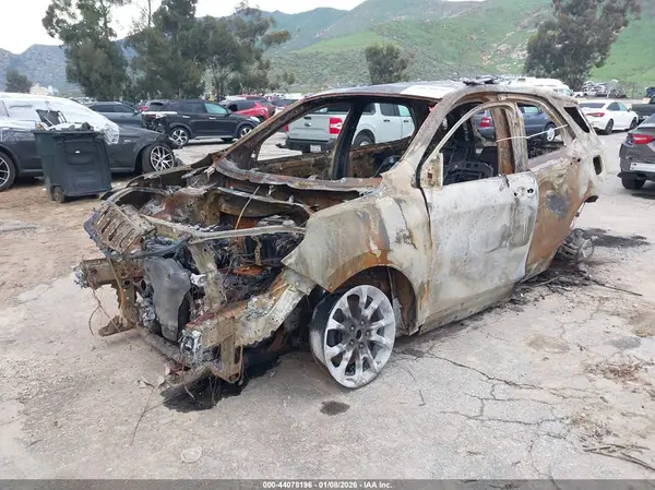 3GNAXKEV9KS532804 2019 CHEVROLET EQUINOX - Image 2