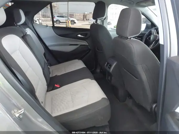 3GNAXKEV9KS560411 2019 CHEVROLET EQUINOX - Image 8