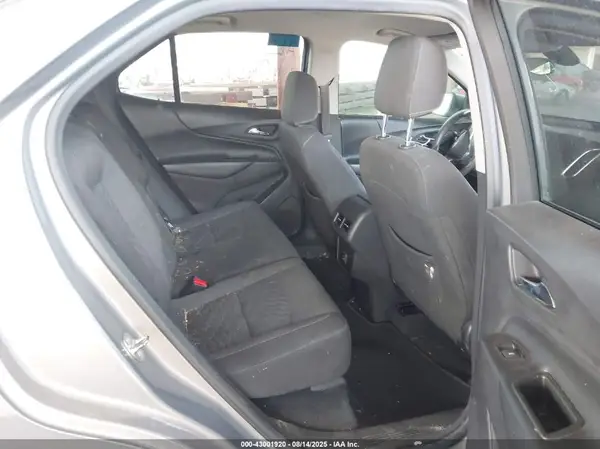 3GNAXKEV9KS563177 2019 CHEVROLET EQUINOX - Image 8