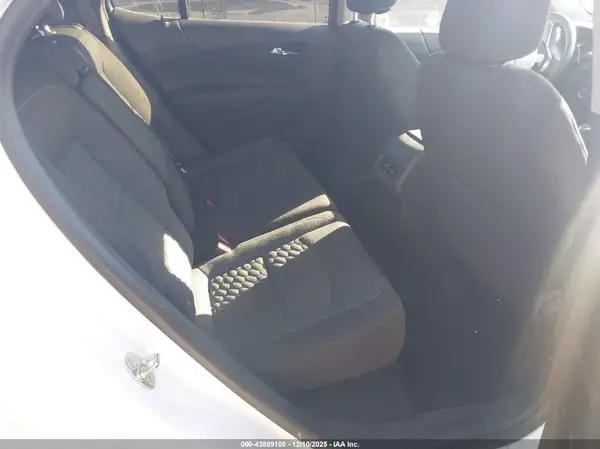 3GNAXKEV9KS670634 2019 CHEVROLET EQUINOX - Image 8